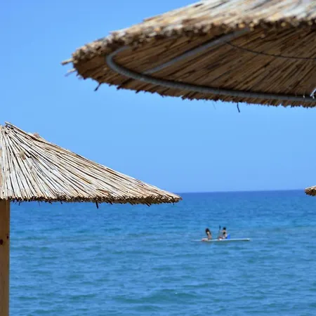 Coastal Key 1 Apartment Gazi